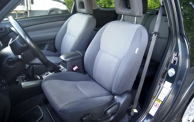 Toyota RAV4 cena 39500 przebieg: 156426, rok produkcji 2004 z Radom małe 436